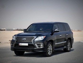 Lexus  LX  570 S  2015  Automatic  250,000 Km  8 Cylinder  Four Wheel Drive (4WD)  SUV  Black