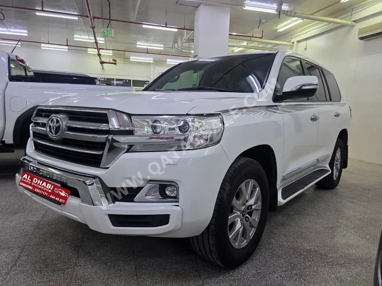 تويوتا  لاند كروزر  جي اكس ار  2019  اوتوماتيك  203,000 كم  8 سلندر  دفع رباعي  اس يو في  أبيض