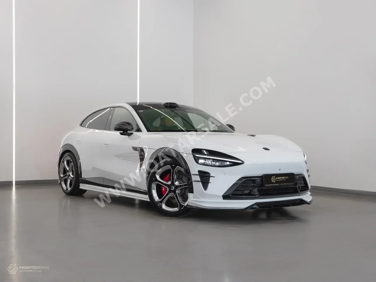 شاومي  واي يو 7  ماكس  2026  اوتوماتيك  10,000 كم  0 سلندر  دفع كلي مستمر  سيدان  أبيض  تحت الضمان