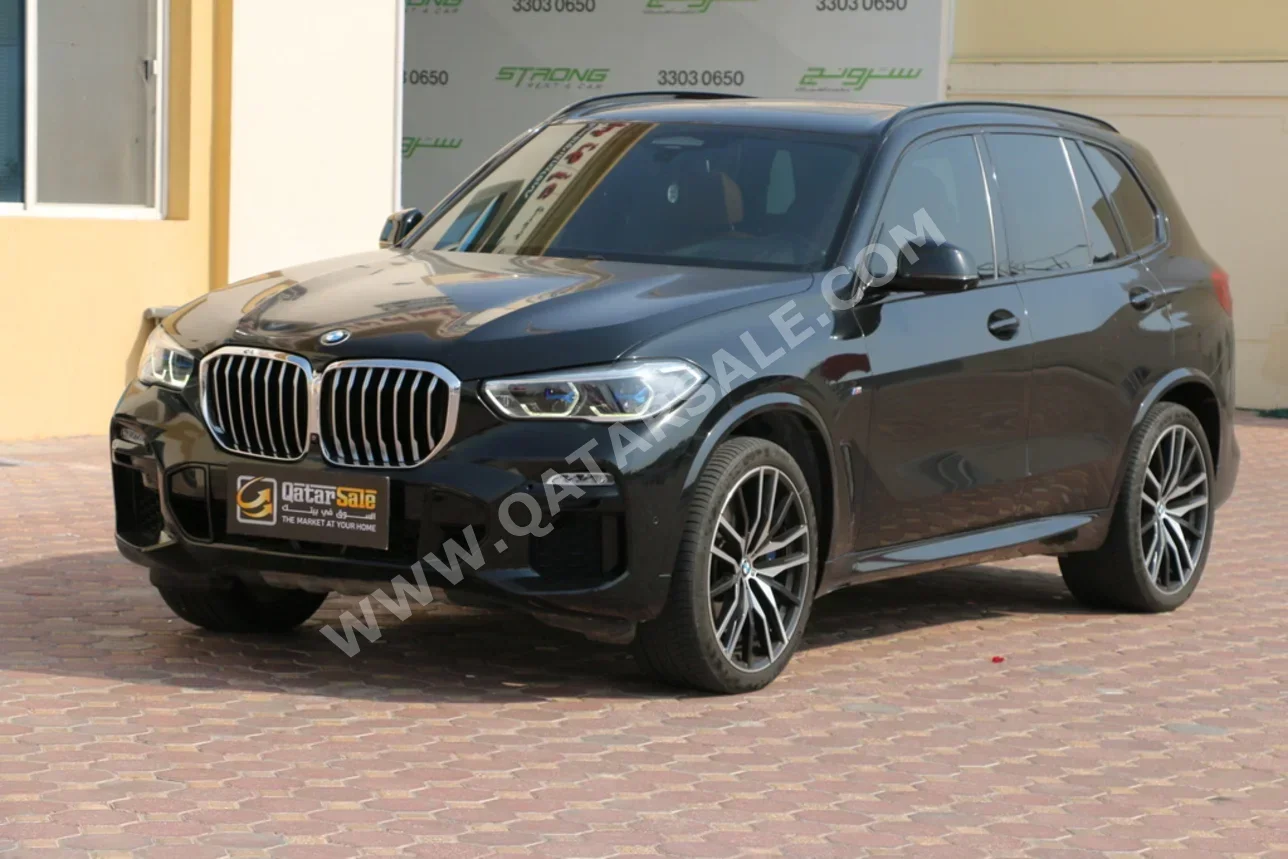 بي ام دبليو الفئة - اكس اكس5 50 اي 2019 اوتوماتيك 80,000 كم 8 سلندر دفع رباعي اس يو في أسود تحت الضمان