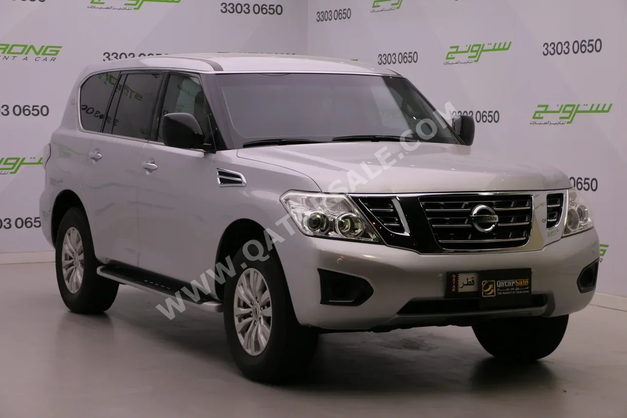 نيسان  باترول  2017  اوتوماتيك  150,000 كم  6 سلندر  دفع رباعي  اس يو في  فضي