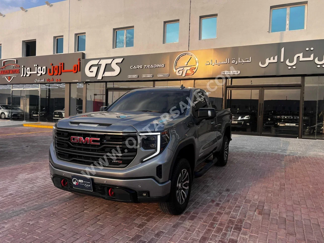 GMC  Sierra  AT4  2023  Automatic  63,000 Km  8 Cylinder  Four Wheel Drive (4WD)  Pick Up  Gray