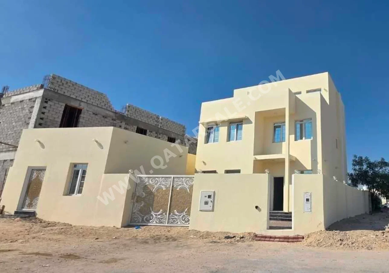 سكن عائلي  - غير مفروشة  - أم صلال  - الخريطيات  - 5 غرف نوم