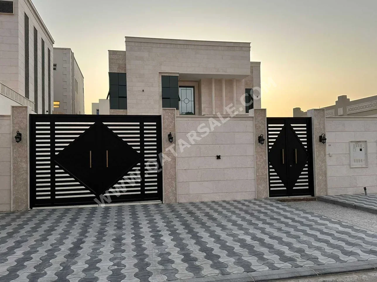سكن عائلي  - غير مفروشة  - الظعاين  - الخيسة  - 9 غرف نوم