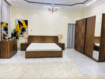 Bedroom Sets - Home Center  - 6 Pieces Set