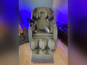 كرسي التدليك بيست مساج  أبيض  الصين  كل الجسم  رباعي الأبعاد