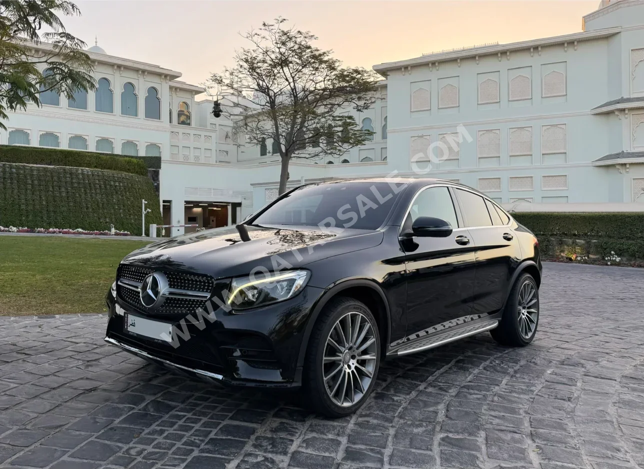 Mercedes-Benz GLC 250 AMG 2017 Automatic 160,000 Km 4 Cylinder All Wheel Drive (AWD) SUV Black