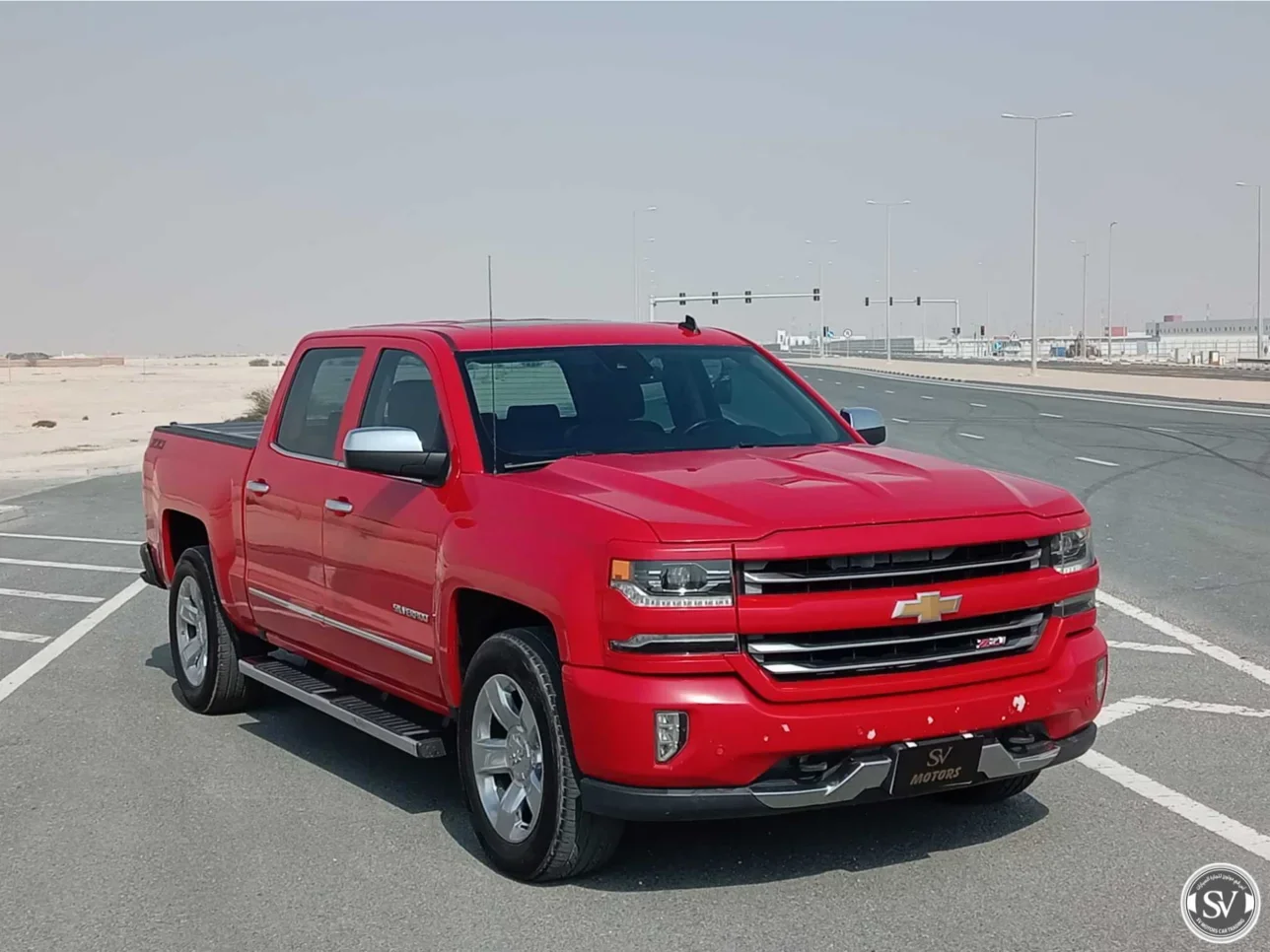 Chevrolet  Silverado  LTZ  2017  Automatic  221,000 Km  8 Cylinder  Four Wheel Drive (4WD)  Pick Up  Red