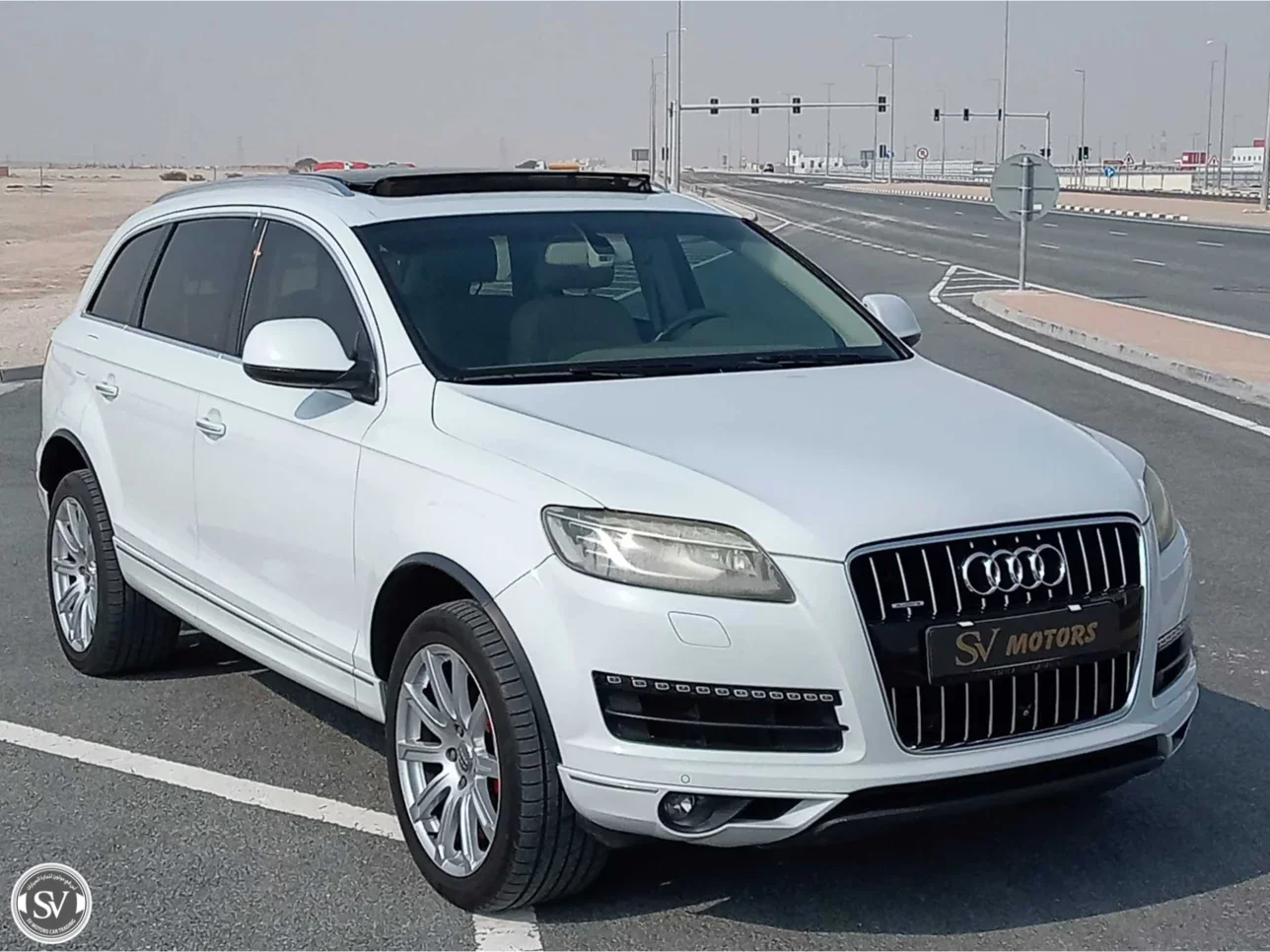 Audi  Q7  2014  Automatic  168,000 Km  6 Cylinder  Four Wheel Drive (4WD)  SUV  White