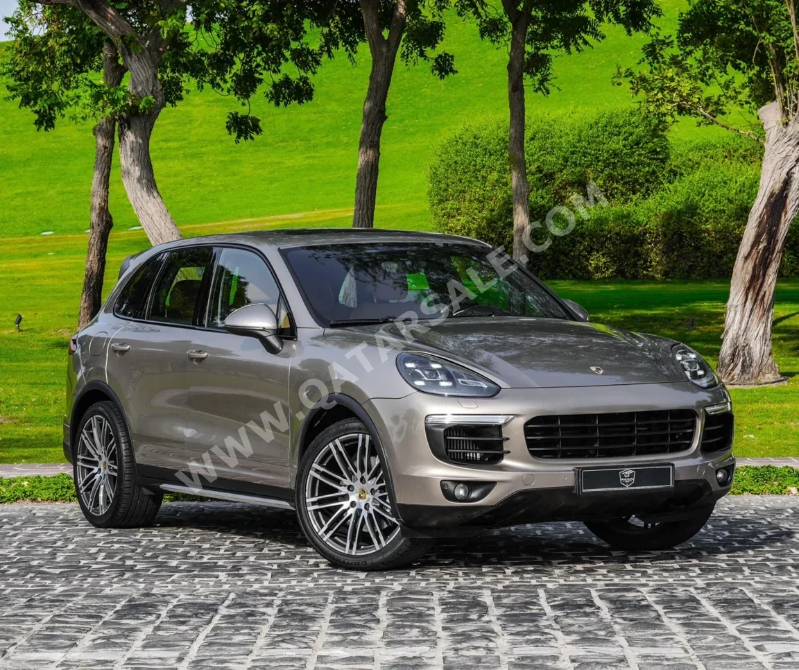 Porsche  Cayenne  S  2016  Automatic  87,000 Km  8 Cylinder  Four Wheel Drive (4WD)  SUV  Gold  With Warranty