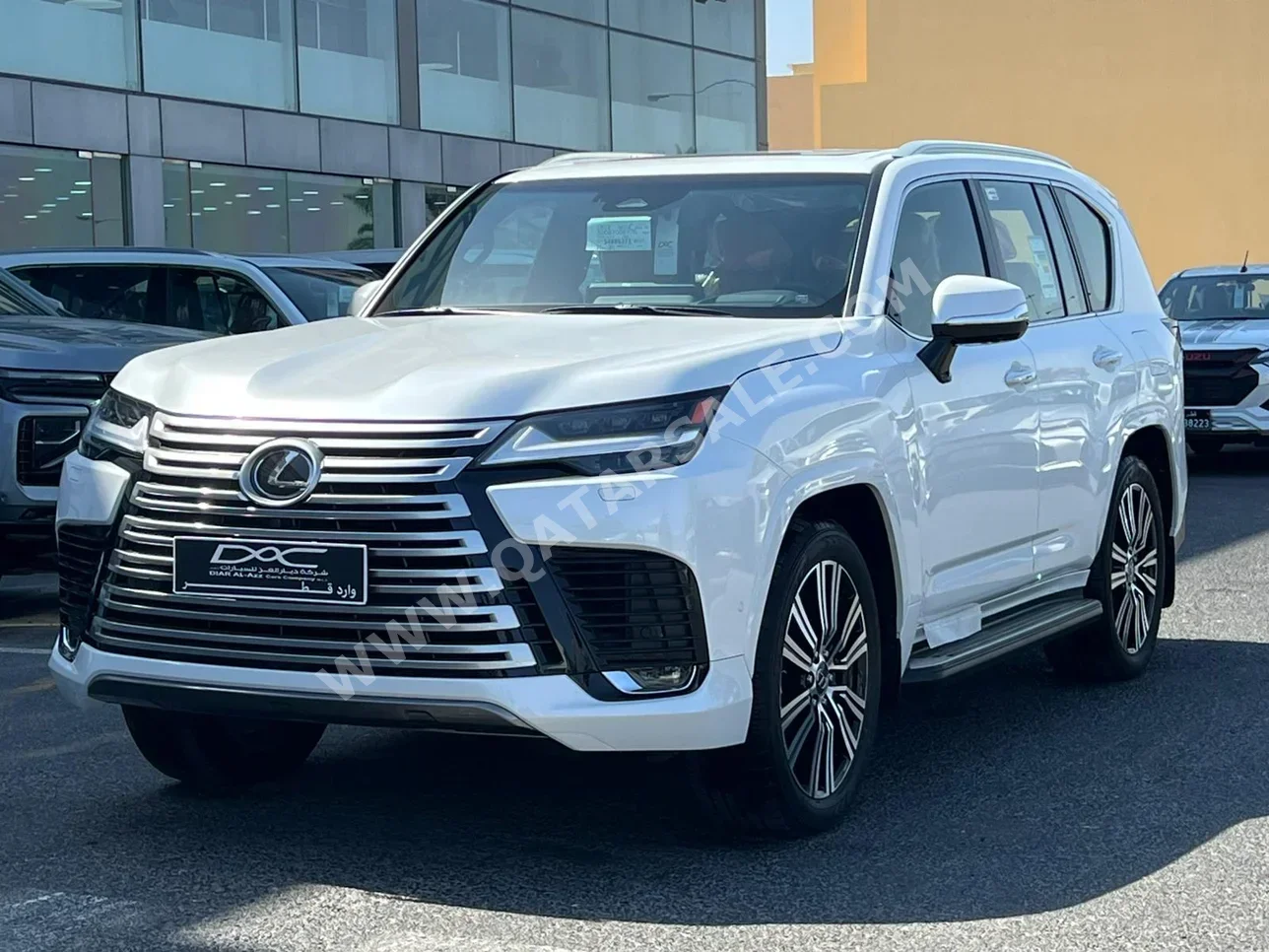 لكزس ال اكس 700 اتش 2025 اوتوماتيك 0 كم 6 سلندر دفع رباعي اس يو في أبيض تحت الضمان