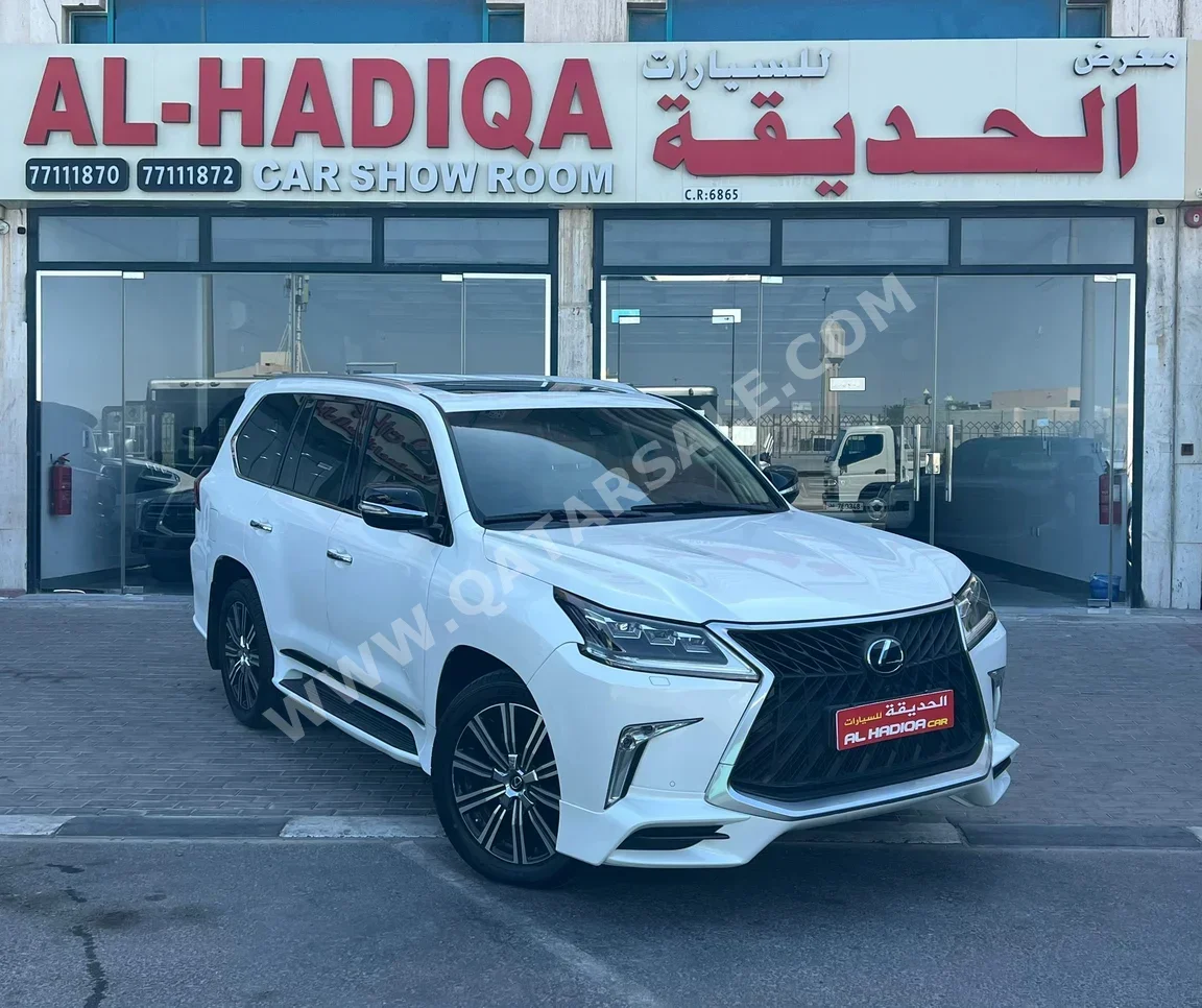 Lexus  LX  570 S  2017  Automatic  151,000 Km  8 Cylinder  Four Wheel Drive (4WD)  SUV  White
