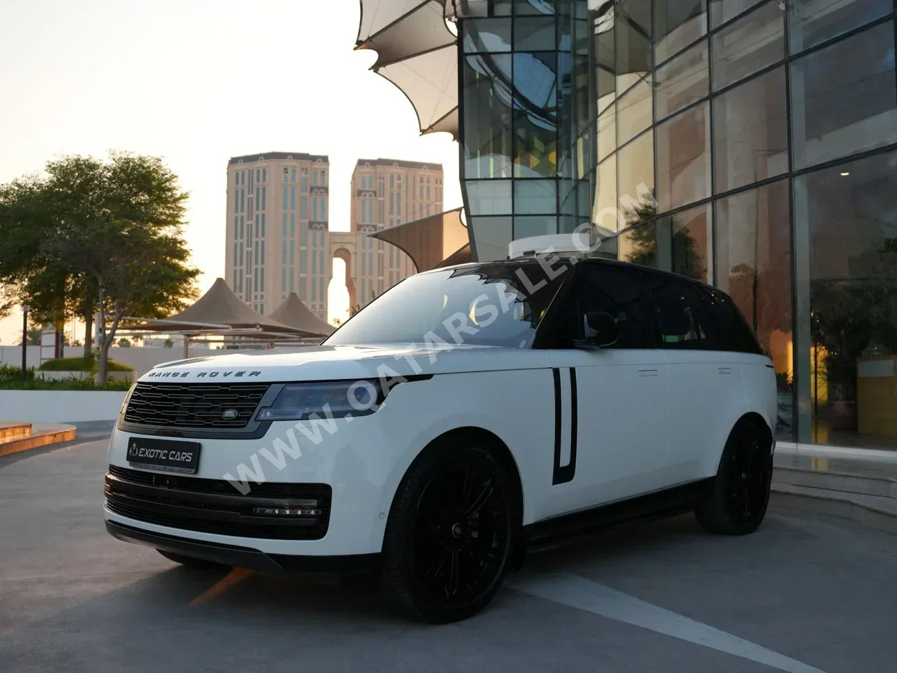 Land Rover Range Rover Vogue HSE 2024 Automatic 10,000 Km 8 Cylinder Four Wheel Drive (4WD) SUV White With Warranty