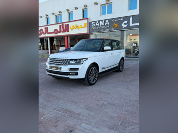 Land Rover  Range Rover  Vogue  2014  Automatic  313,000 Km  8 Cylinder  Four Wheel Drive (4WD)  SUV  White