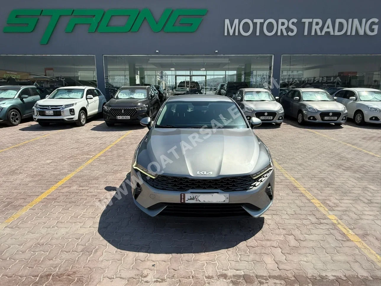 Kia K5 2023 Automatic 99,000 Km 4 Cylinder Front Wheel Drive (FWD) Sedan Gray With Warranty