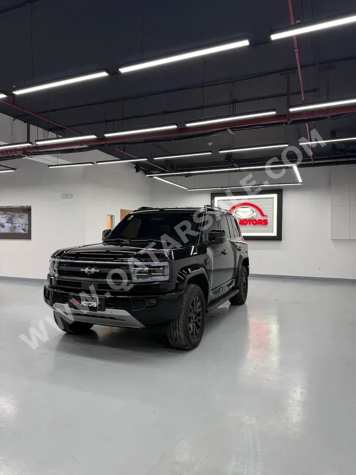 BYD  Leopard 5  Ultra 5  2025  Automatic  27,000 Km  4 Cylinder  All Wheel Drive (AWD)  SUV  Black  With Warranty