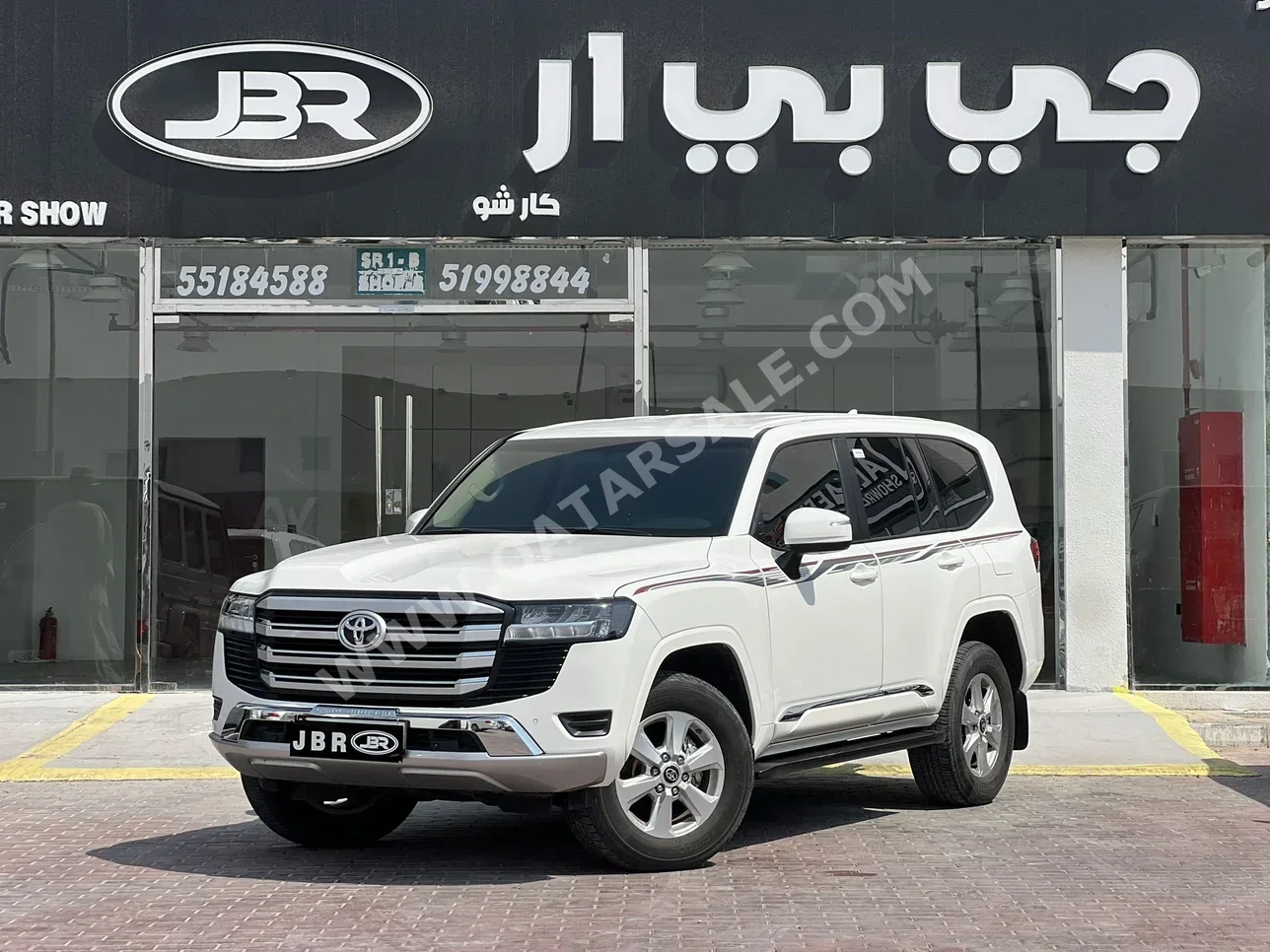 Toyota Land Cruiser GXR 2024 Automatic 90,000 Km 6 Cylinder Four Wheel Drive (4WD) SUV White