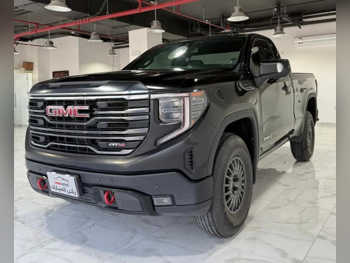 GMC  Sierra  AT4  2023  Automatic  100,000 Km  8 Cylinder  Four Wheel Drive (4WD)  Pick Up  Black