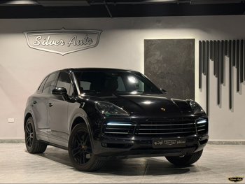 بورش  كيان  2018  اوتوماتيك  144,000 كم  6 سلندر  دفع رباعي  اس يو في  أسود