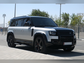 Land Rover  Defender  110 X  2022  Automatic  53,800 Km  6 Cylinder  Four Wheel Drive (4WD)  SUV  Silver  With Warranty