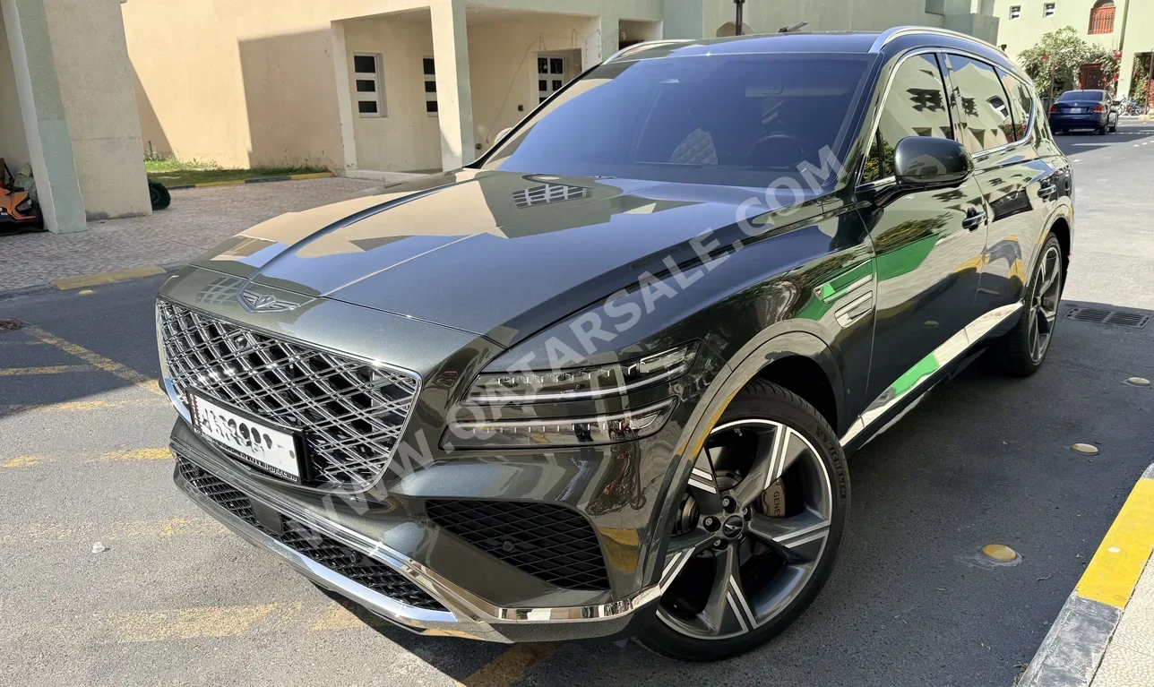 Genesis  GV 80  2025  Automatic  18,000 Km  6 Cylinder  All Wheel Drive (AWD)  SUV  Olive Green  With Warranty
