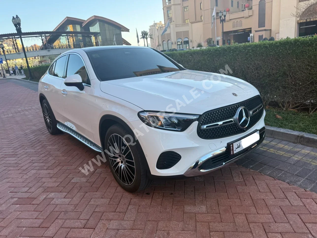 Mercedes-Benz GLC 200 2025 Automatic 13,600 Km 4 Cylinder Four Wheel Drive (4WD) SUV White With Warranty