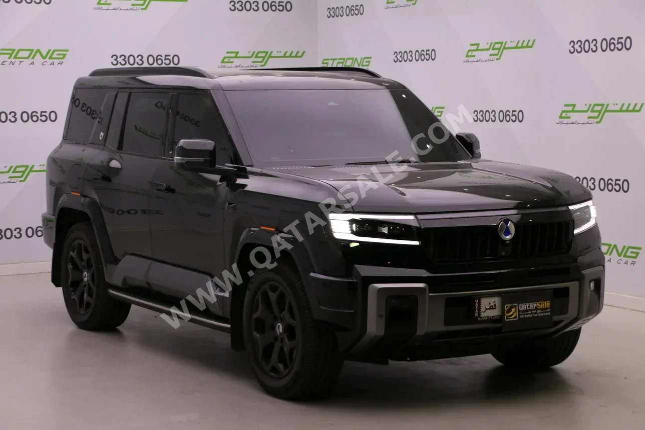 BYD  Denza  B8 Flag Ship  2026  Automatic  3,000 Km  4 Cylinder  Four Wheel Drive (4WD)  SUV  Black  With Warranty