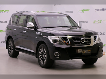 Nissan  Patrol  Platinum  2017  Automatic  313,000 Km  8 Cylinder  Four Wheel Drive (4WD)  SUV  Black