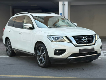 Nissan  Pathfinder  SV  2020  Automatic  84,170 Km  6 Cylinder  Four Wheel Drive (4WD)  SUV  White