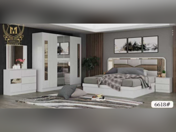 أطقم غرف نوم - لايف ستايل  - طقم مكون من 4 قطع  - أبيض