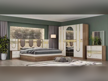 أطقم غرف نوم - لايف ستايل  - طقم مكون من 4 قطع  - متعدد الألوان