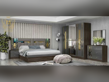 أطقم غرف نوم - لايف ستايل  - طقم مكون من 4 قطع  - متعدد الألوان