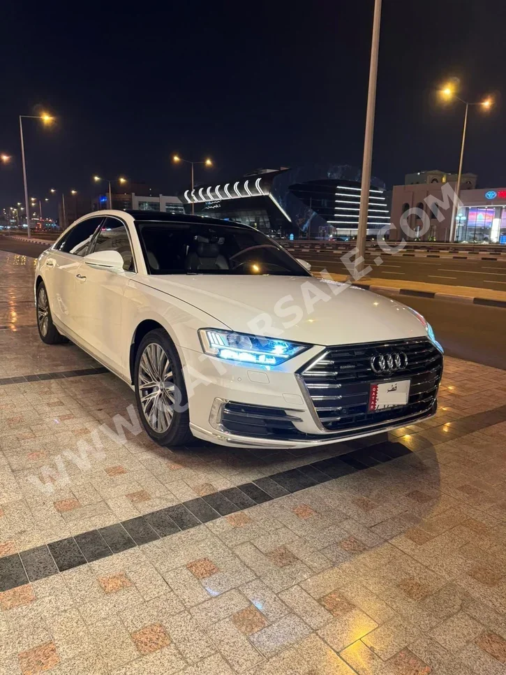 Audi  A8  2018  Automatic  102,000 Km  6 Cylinder  All Wheel Drive (AWD)  Sedan  White  With Warranty