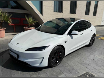 Tesla  Model 3  Performance  2024  Automatic  14,000 Km  0 Cylinder  All Wheel Drive (AWD)  Sedan  White  With Warranty