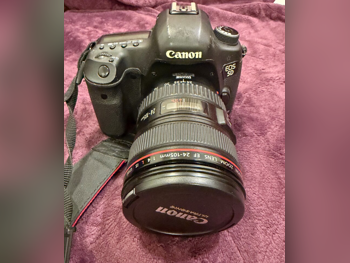 كاميرات رقمية كانون - 30 ميجابيكسل - فل اتش دي 1080 بيكسل