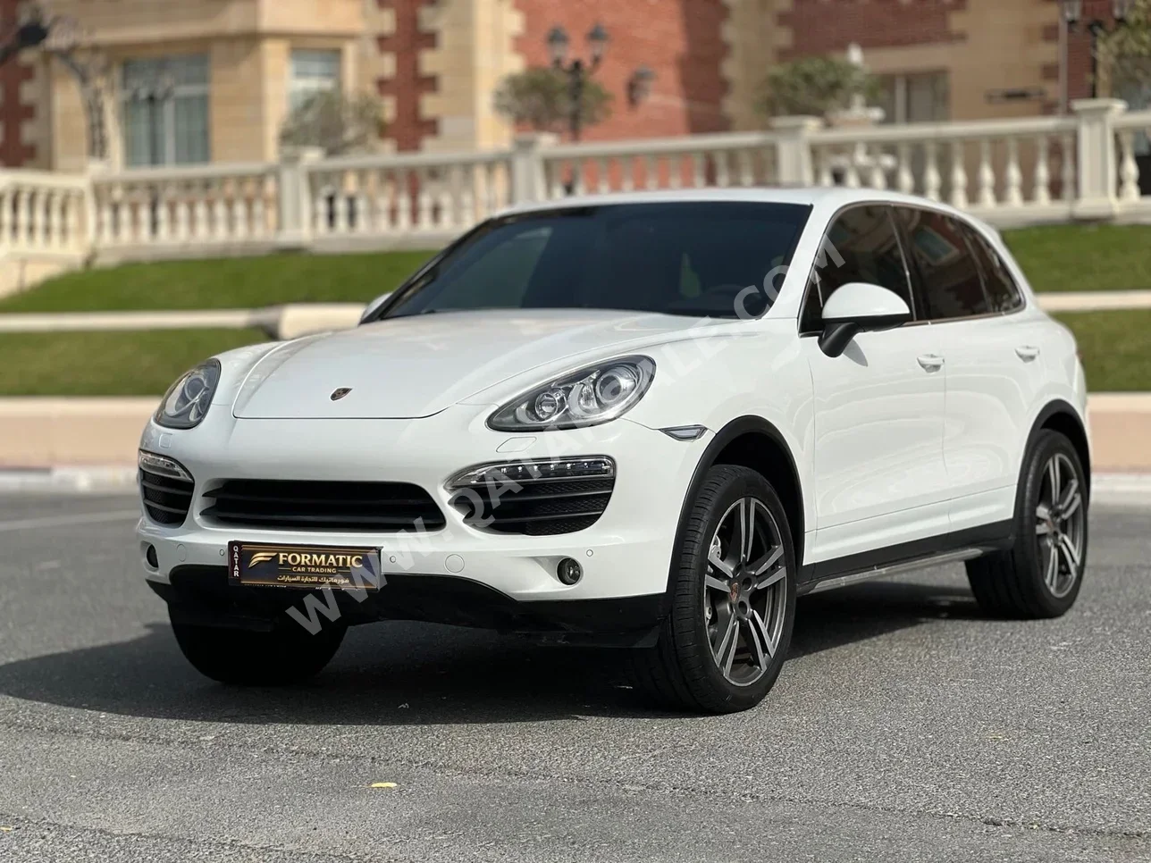 بورش كيان اس 2014 اوتوماتيك 141,000 كم 8 سلندر دفع رباعي اس يو في أبيض