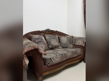 الأرائك والكنب والكراسي كنبة بثلاث مقاعد  - مزيج القطن \ القطن  - بني