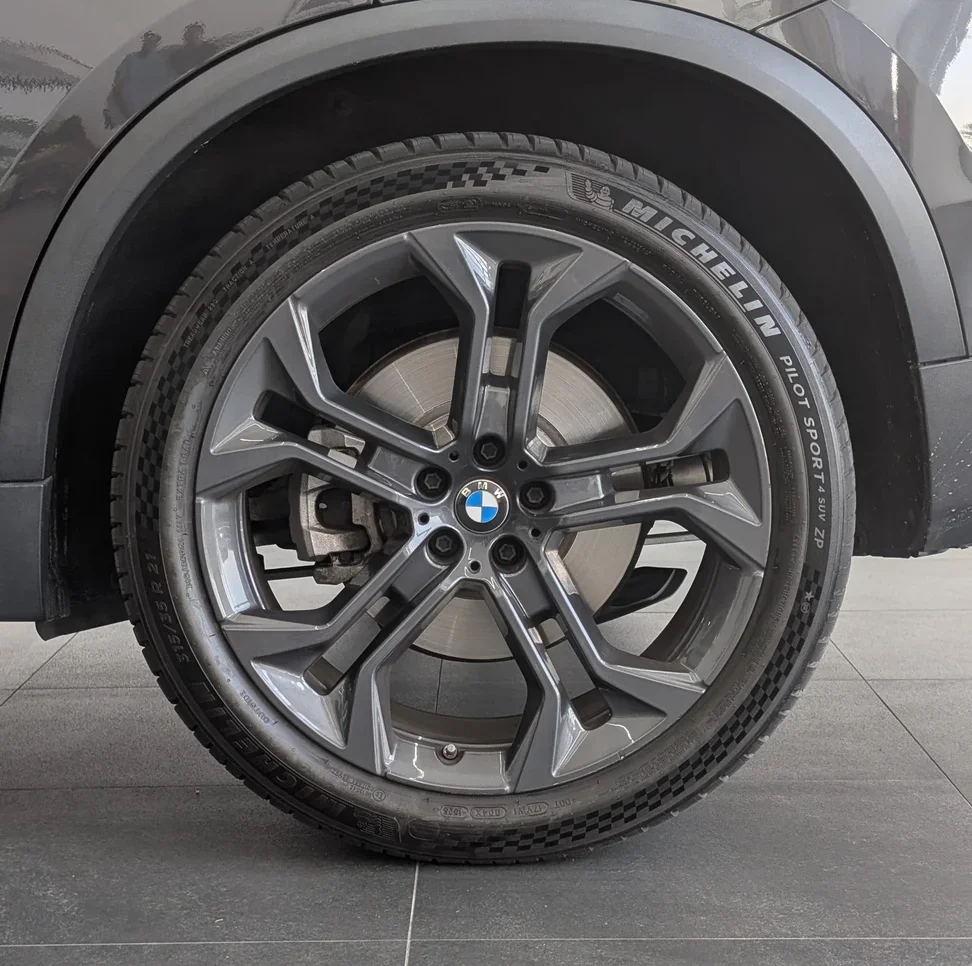 BMW  X-Series  X5 40i  2023  Automatic  37,300 Km  6 Cylinder  All Wheel Drive (AWD)  SUV  Gray  With Warranty