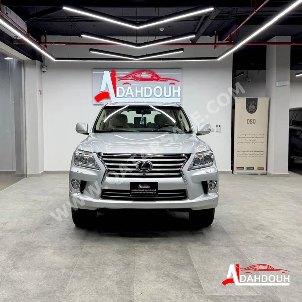 Lexus  LX  570  2013  Automatic  343,000 Km  8 Cylinder  Four Wheel Drive (4WD)  SUV  Silver