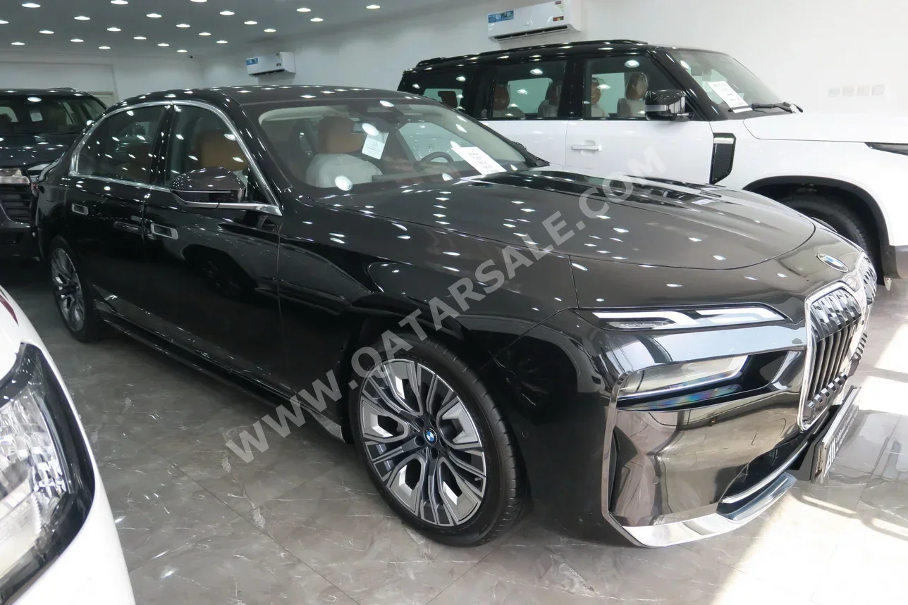 BMW 7-Series 735 i 2026 Automatic 0 Km 4 Cylinder Four Wheel Drive (4WD) Sedan Black With Warranty