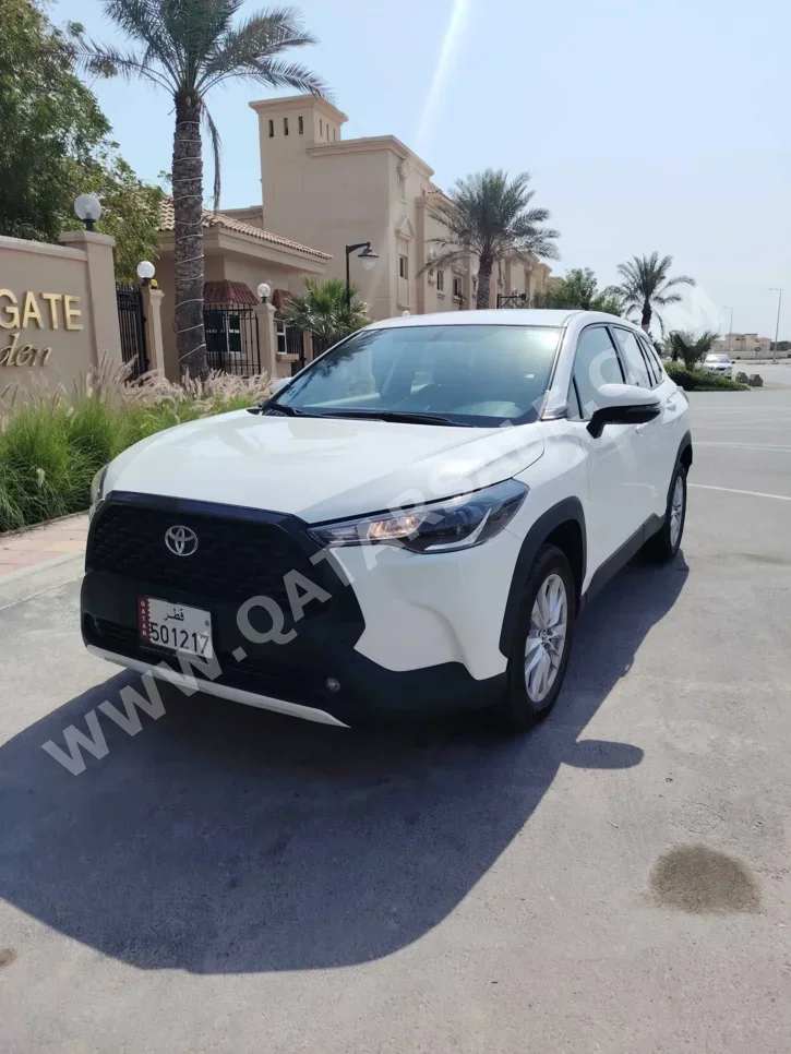 Toyota Corolla LE 2023 Automatic 53,000 Km 4 Cylinder Front Wheel Drive (FWD) Sedan White With Warranty