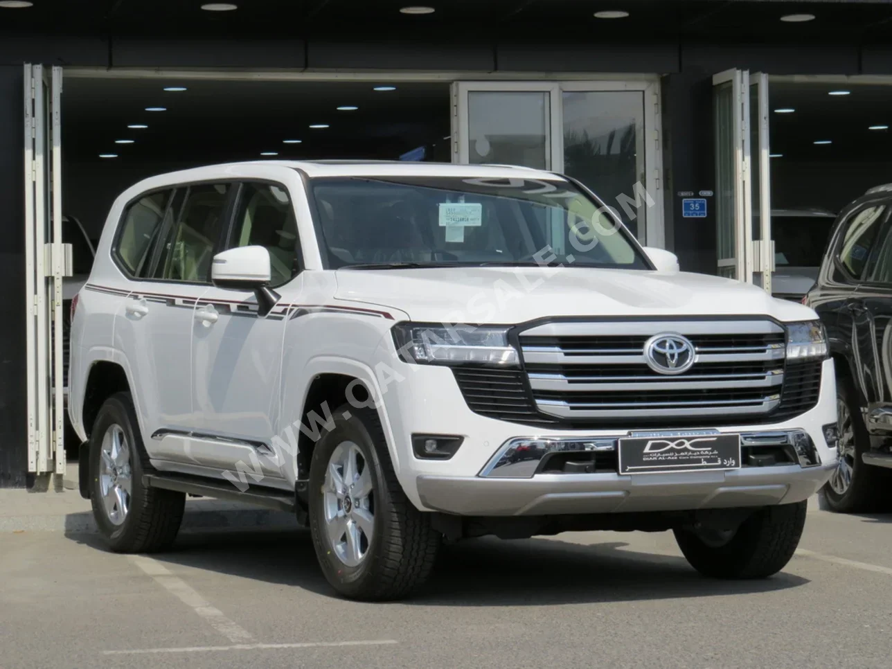 تويوتا لاند كروزر جي اكس ار 2026 اوتوماتيك 0 كم 6 سلندر دفع رباعي اس يو في أبيض تحت الضمان