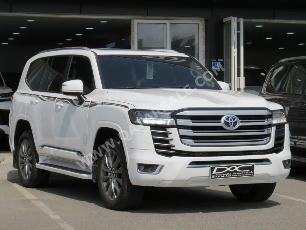 Toyota  Land Cruiser  GXR Twin Turbo  2024  Automatic  17,000 Km  6 Cylinder  Four Wheel Drive (4WD)  SUV  White  With Warranty