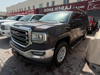 GMC  Sierra  SLE  2016  Automatic  157,000 Km  8 Cylinder  Four Wheel Drive (4WD)  Pick Up  Black