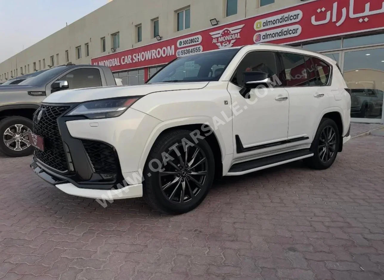 لكزس  ال اكس  600 اف سبورت  2024  اوتوماتيك  32,000 كم  6 سلندر  دفع رباعي  اس يو في  أبيض  تحت الضمان