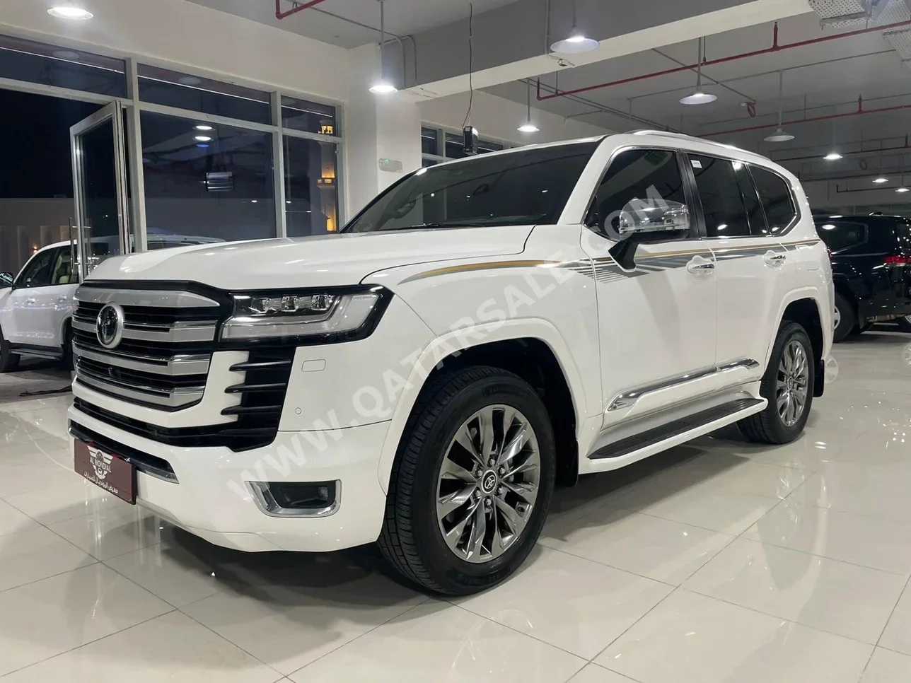 تويوتا لاند كروزر في اكس ار توين توربو 2023 اوتوماتيك 115,000 كم 6 سلندر دفع رباعي اس يو في أبيض