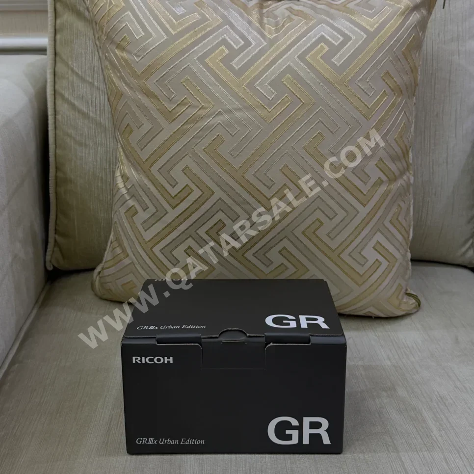 Digital Cameras Ricoh - 24 MP - FHD 1080p