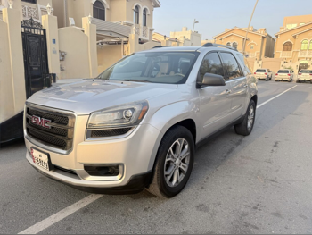 جي ام سي  اكاديا  2015  اوتوماتيك  130,000 كم  6 سلندر  دفع كلي مستمر  اس يو في  فضي