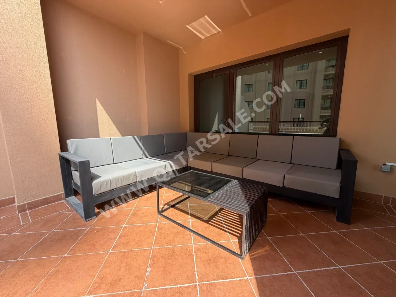 Patio Furniture - Gray - Patio Set -Number Of Seats 6