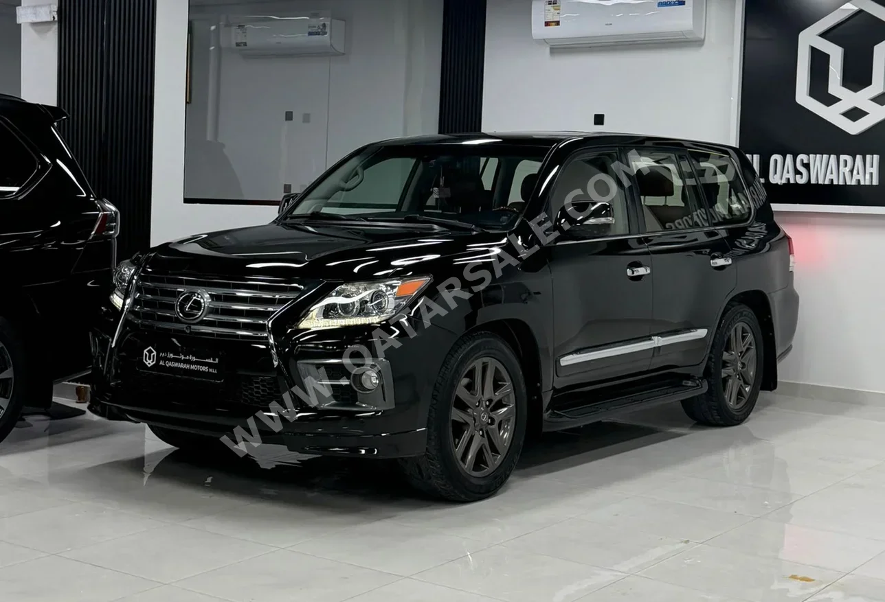 لكزس  ال اكس  570  2013  اوتوماتيك  300,000 كم  8 سلندر  دفع رباعي  اس يو في  أسود